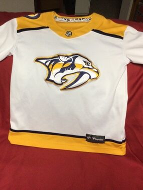 NHL Nashville Predators jersey
